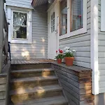 Puistola Vinttimajoitus Habitación en casa particular Hämeenlinna
