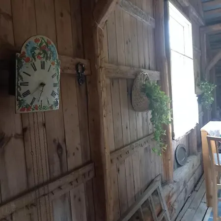 Puistola Vinttimajoitus Séjour chez l'habitant
